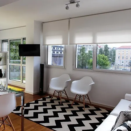 Appartement Nest House *