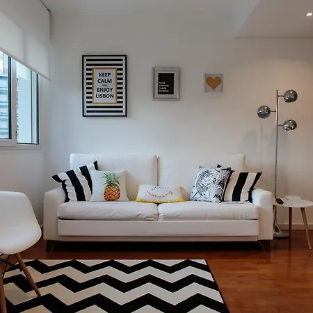 Appartement Nest House *